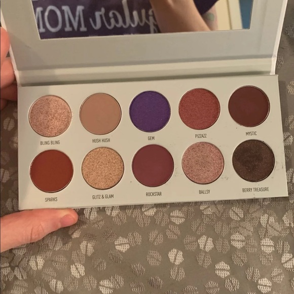 Morphe x Jaclyn hill Vault! - Picture 5 of 8